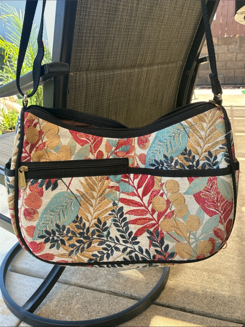 Danny K , Maggie , Multicolor Floral Embroidered Crossbody Bag